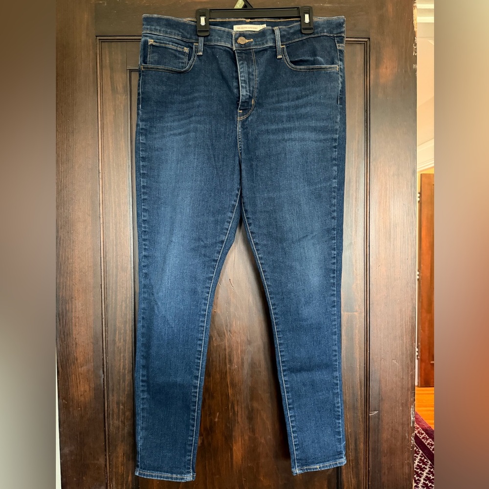 Levi's Women's Skinny Jeans - Dark Blue